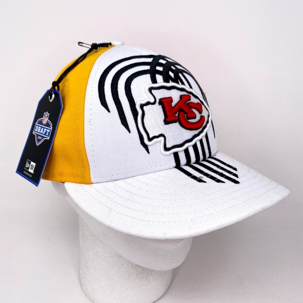 NWT Kansas City Chiefs City Flag Draft Fitted Hat‎